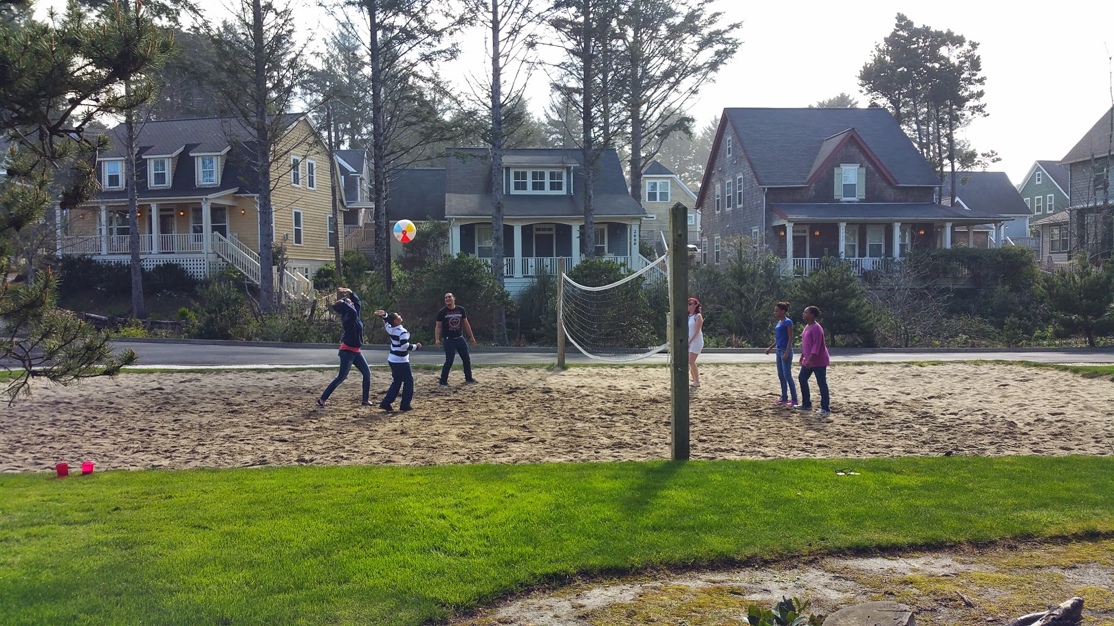 20150412_Volleyball across the street